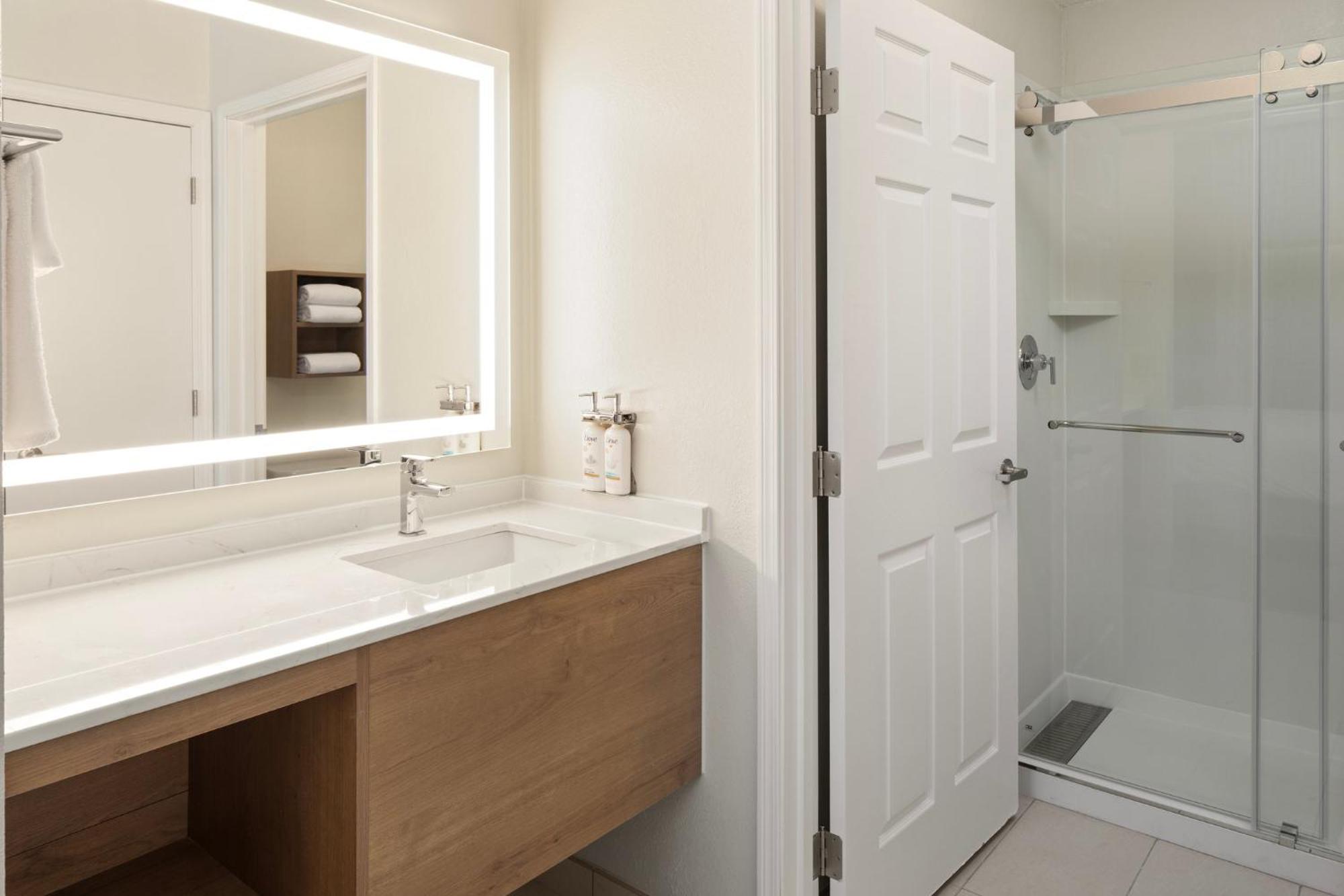 Hotel Staybridge Minneapolis-bloomington By Ihg Bloomington