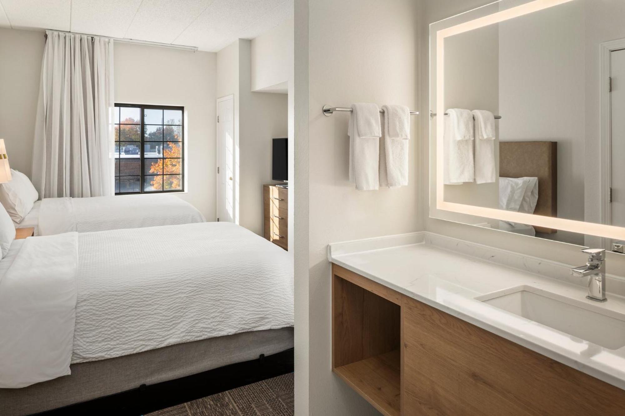 Hotel Staybridge Minneapolis-bloomington By Ihg Bloomington