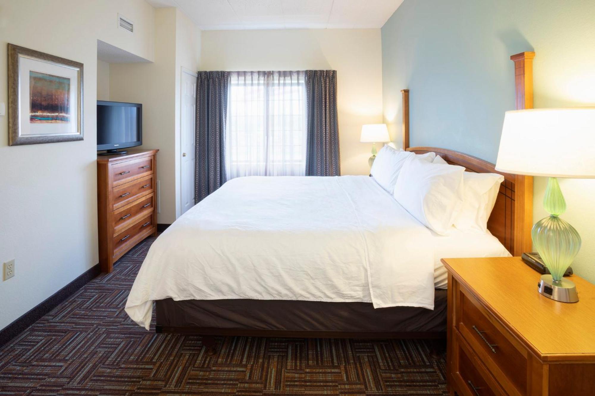 Staybridge Minneapolis-bloomington By Ihg Bloomington